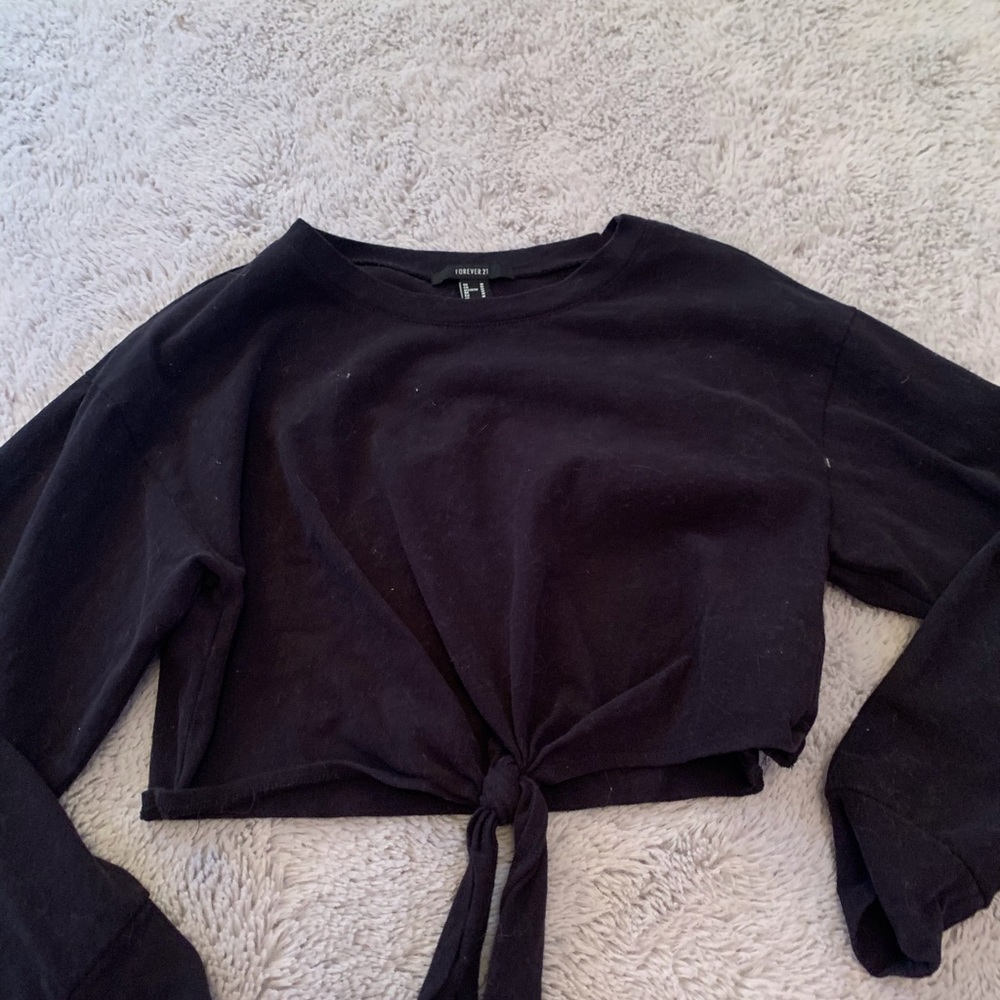 black crop top